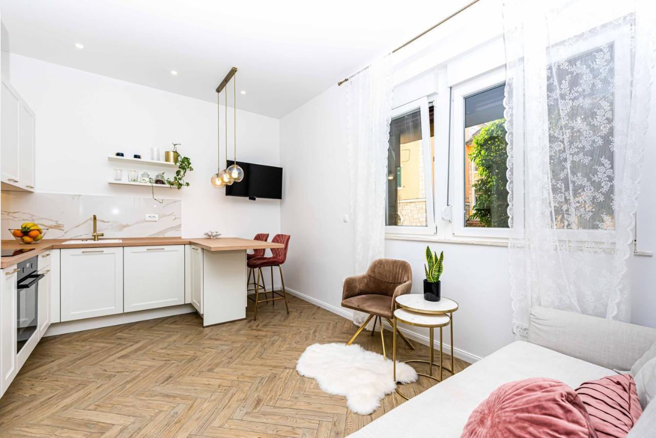 Beautiful Apartment In Split Center 외부 사진